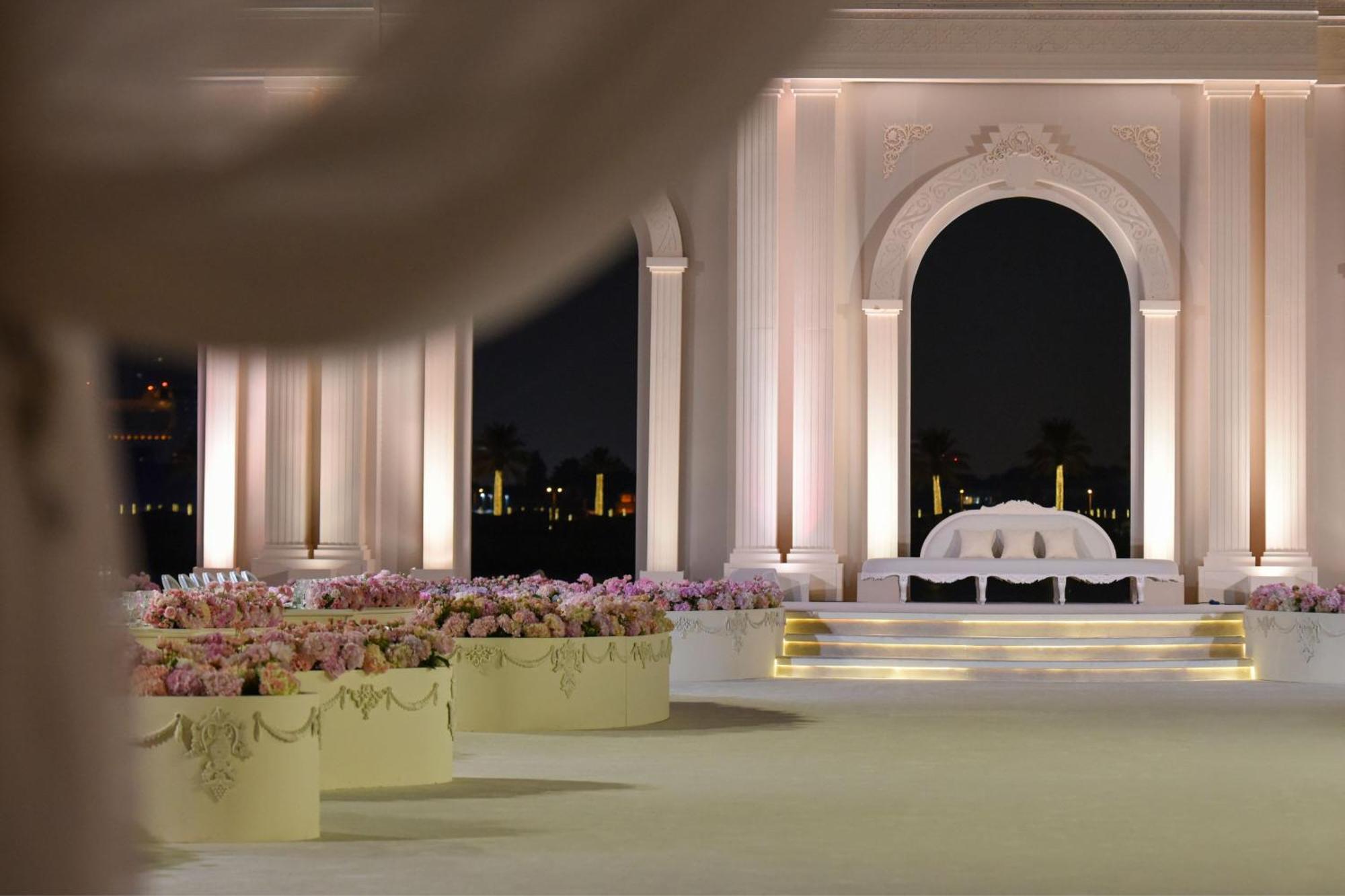 เดอะ ริตซ์-คาร์ลตัน โดฮา Hotel ภายนอก รูปภาพ The interior of the Al-Jalaal Palace
