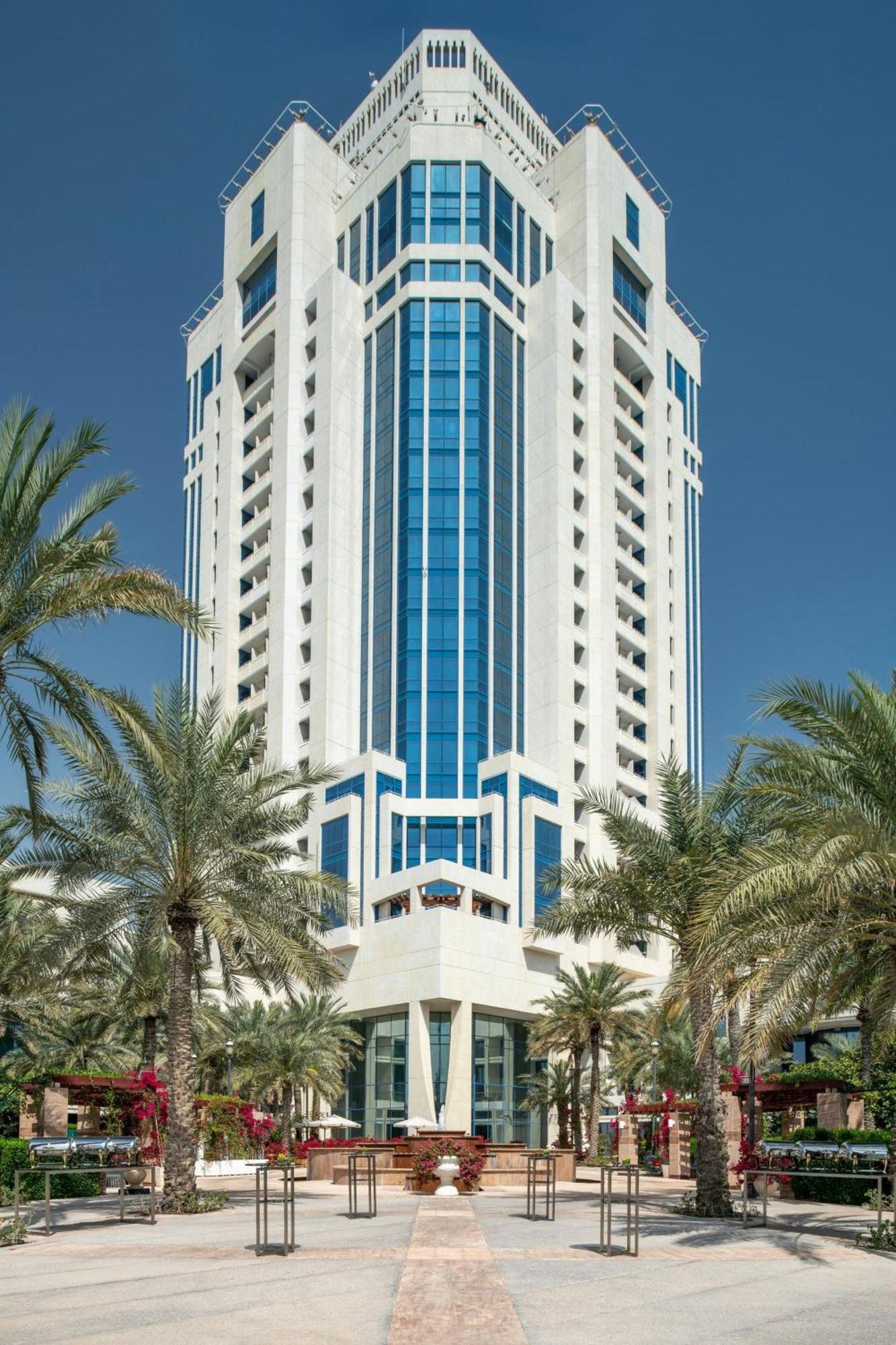 เดอะ ริตซ์-คาร์ลตัน โดฮา Hotel ภายนอก รูปภาพ The Palm Jumeirah